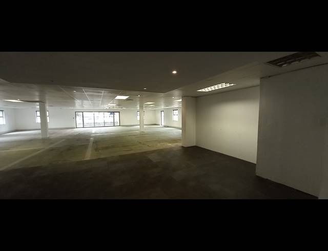 406M² OFFICE TO LET IN WOODMEAD
